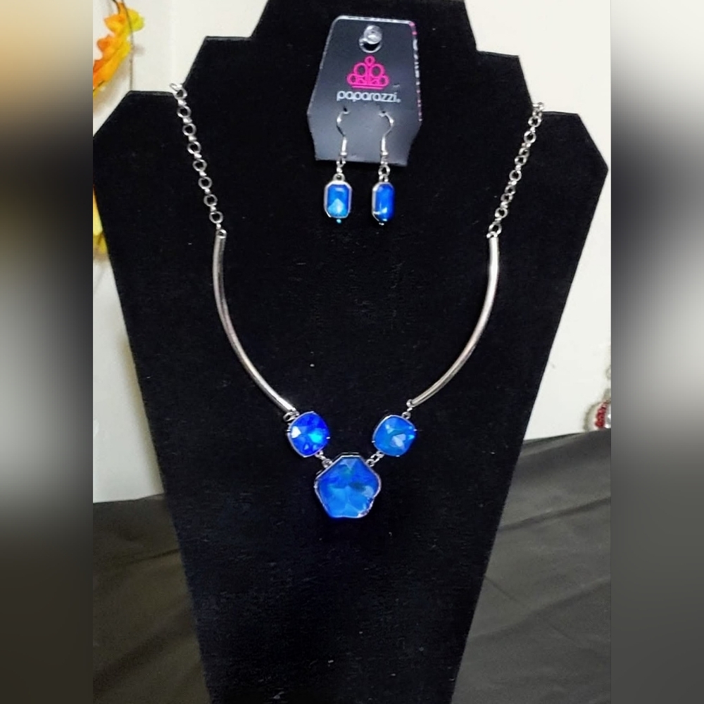 paparazzi Cobalt Blue Faceted Necklace and Earring Set